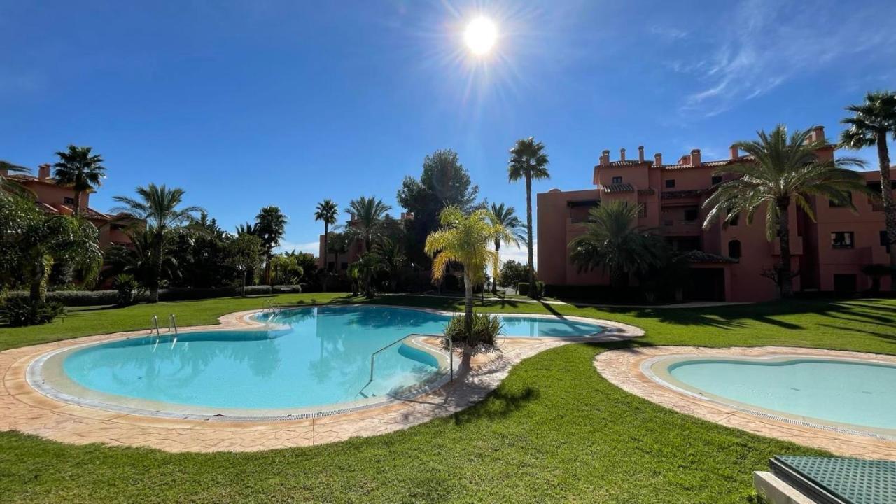 Luxyry Apartament Benidorm فينيسترات المظهر الخارجي الصورة